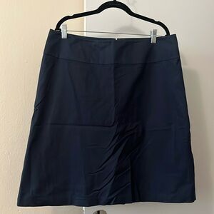 Banana Republic Stretch fully lined navy skirt size 14